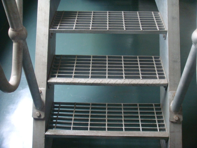 FRP Stair Treads Fiberglass Molded Stair Tread for Step Ladder